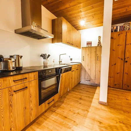 Apartmán 1 2 3 Scuol